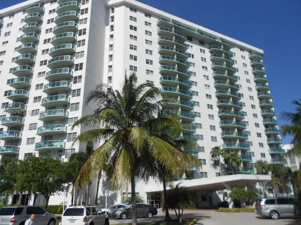 19380 Collins Ave # 222, Sunny Isles Beach FL 33160