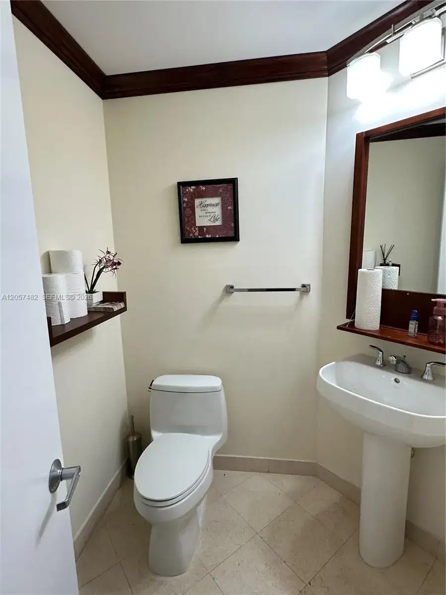 1060 E BRICKELL AV # 3001, Miami FL 33131 photo 2