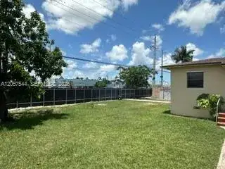 1635 NW 1st Ave, Florida City FL 33034 photo 4