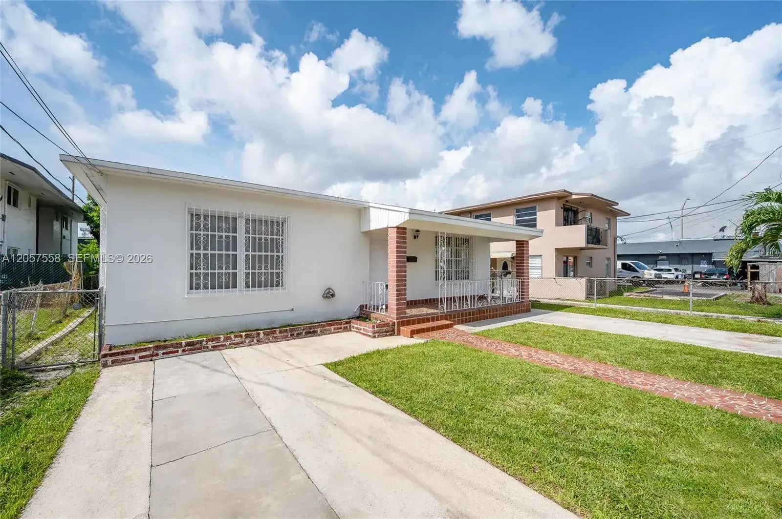 2624 NW 24th St, Miami FL 33142 photo 4