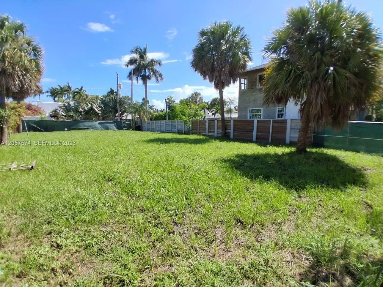 531 31st St, West Palm Beach FL 33407 photo 2