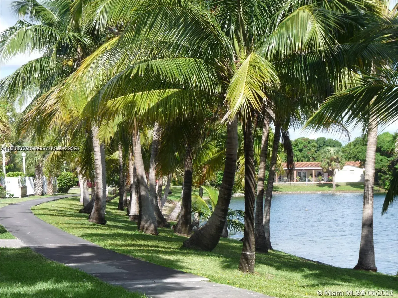 14221 N Kendall Dr # 110C, Miami FL 33186