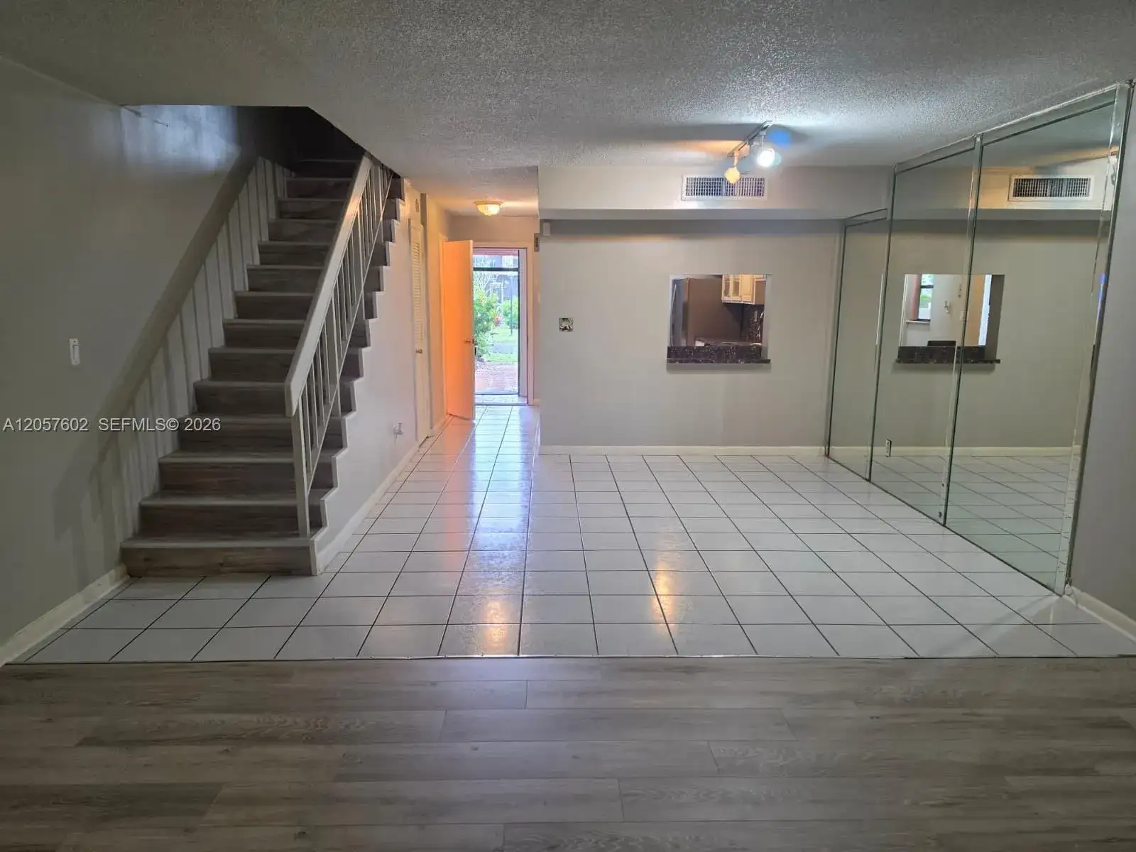 6630 Racquet Club Dr # 163, Lauderhill FL 33319 photo 2