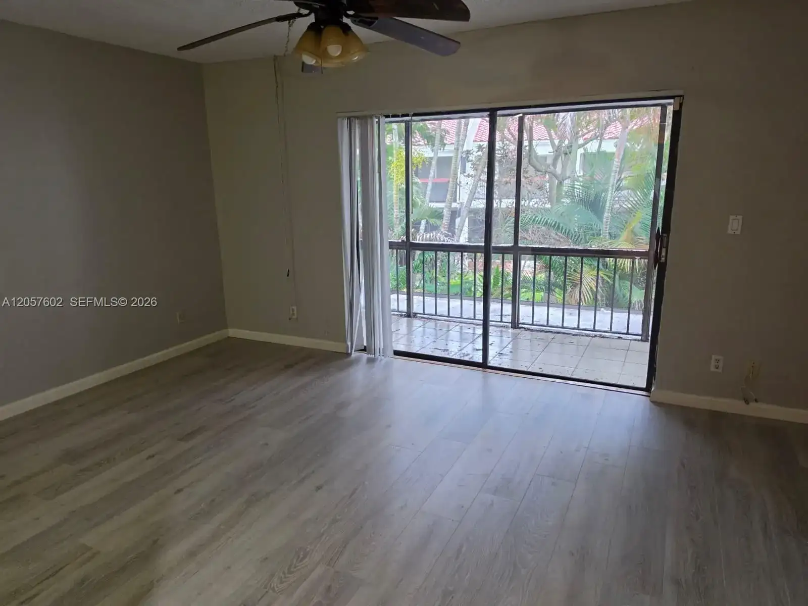 6630 Racquet Club Dr # 163, Lauderhill FL 33319 photo 5