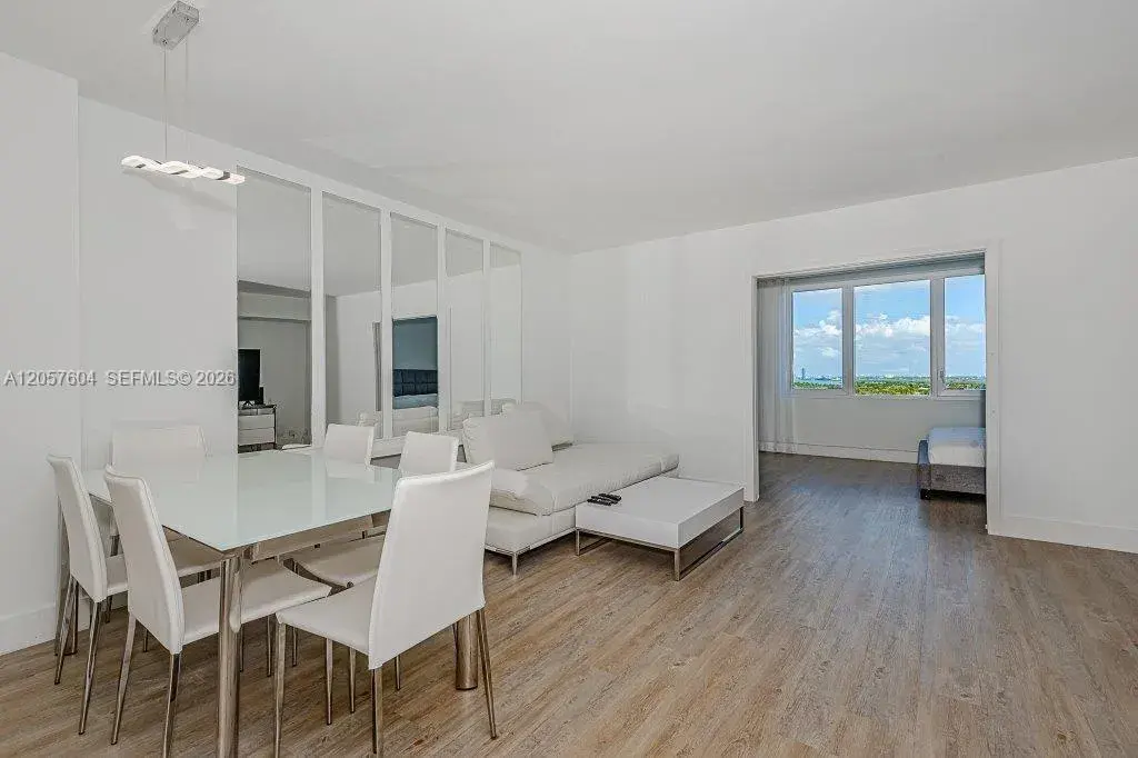 2301 Collins Ave # 1528, Miami Beach FL 33139