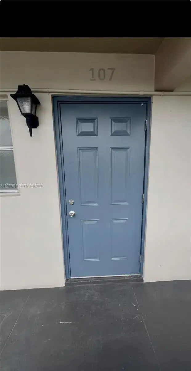 8060 N Colony Cir N # 107, Tamarac FL 33321
