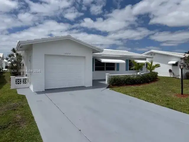 1832 SW 17th St, Boynton Beach FL 33426 photo 2