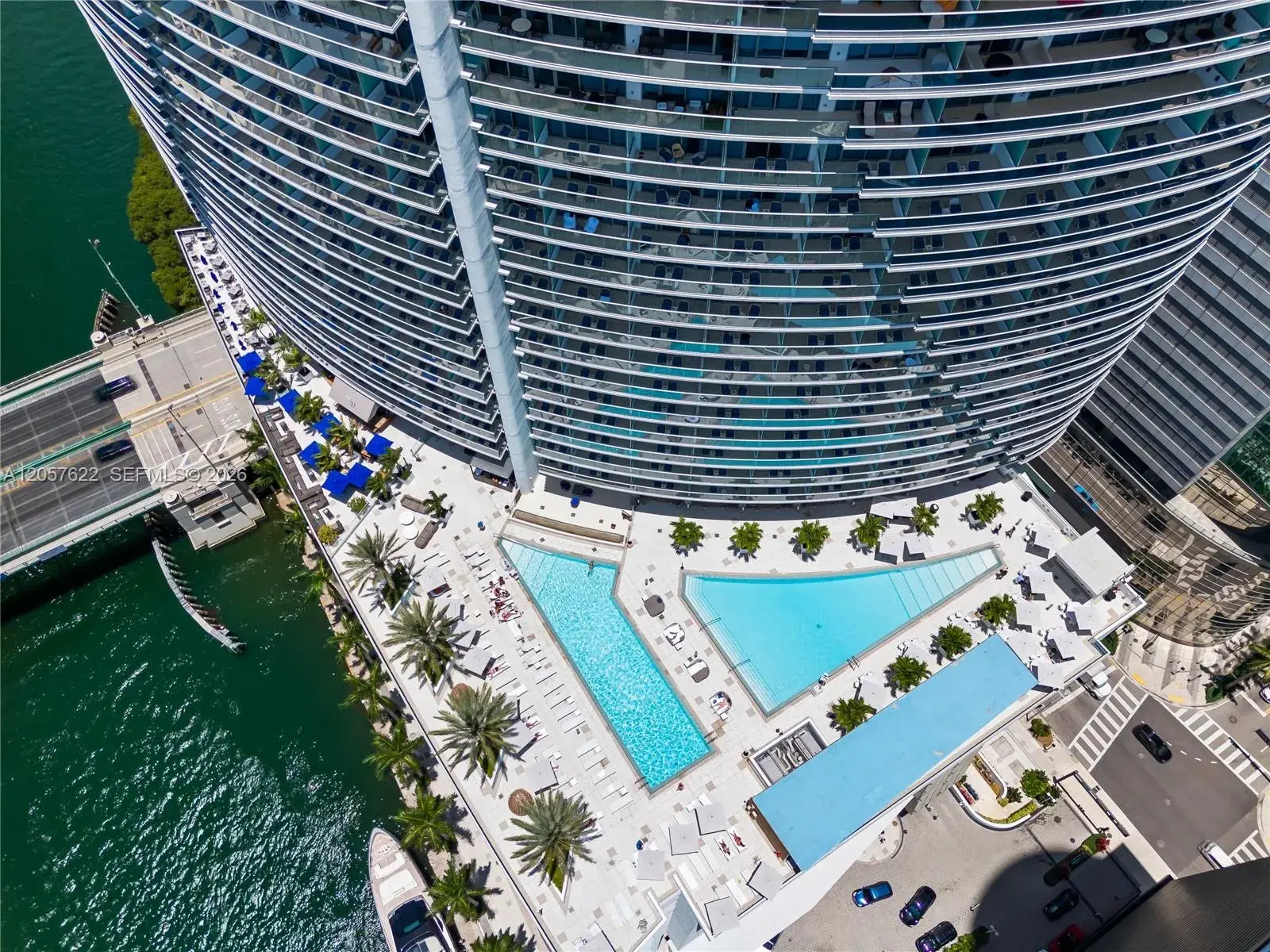 200 Biscayne Boulevard Way # 4004, Miami FL 33131