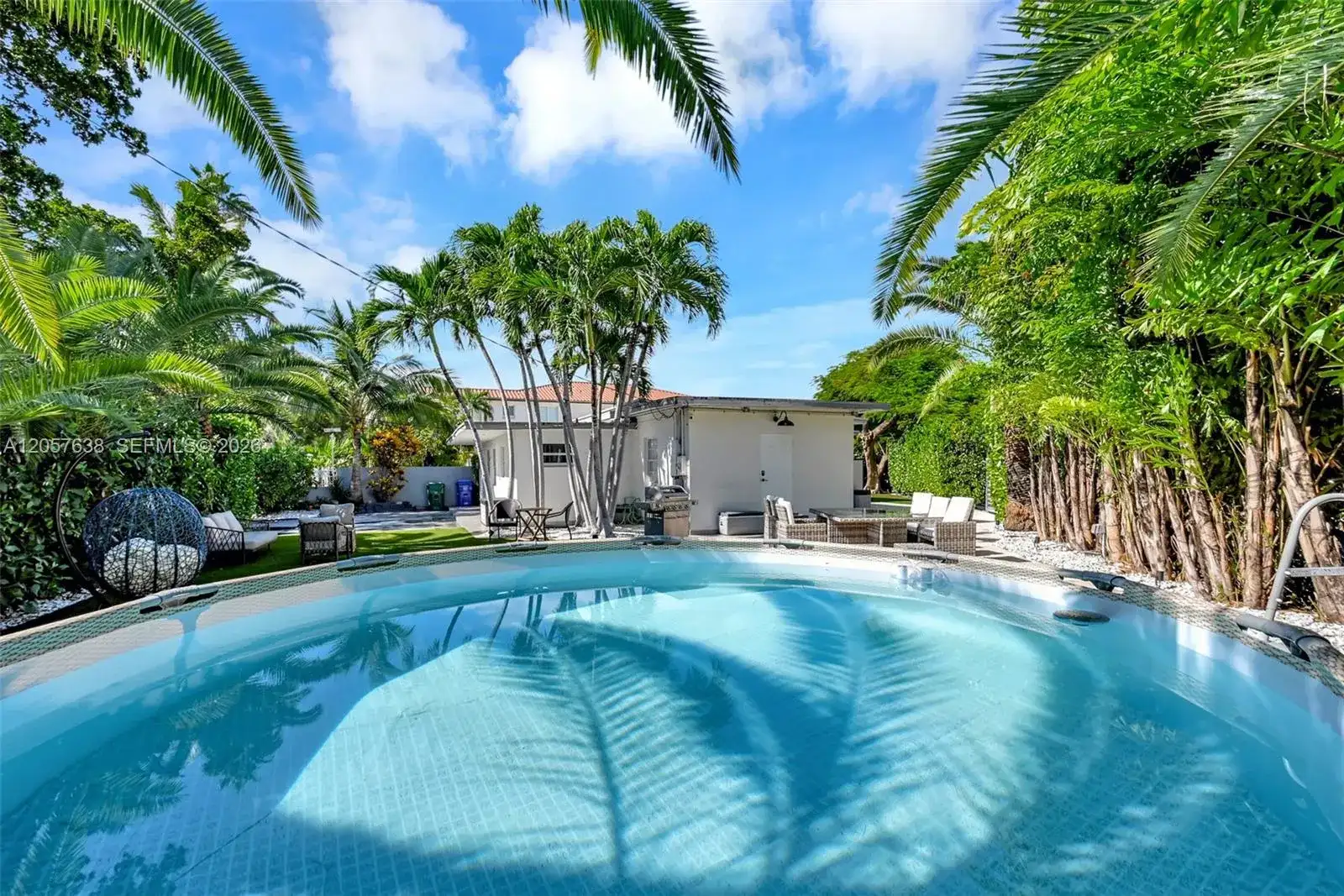 1800 SW 5th Ave, Miami FL 33129 photo 2