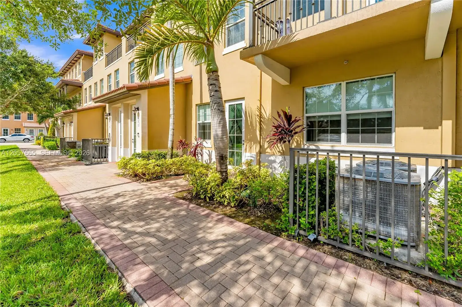 950 SW 147th Ave # 2611, Pembroke Pines FL 33027 photo 4