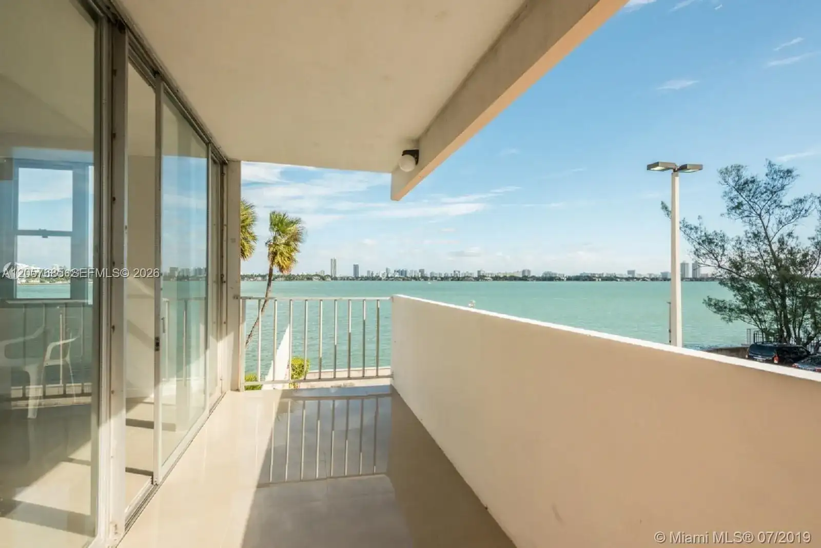 7545 E Treasure Dr # 2H, North Bay Village FL 33141 photo 3