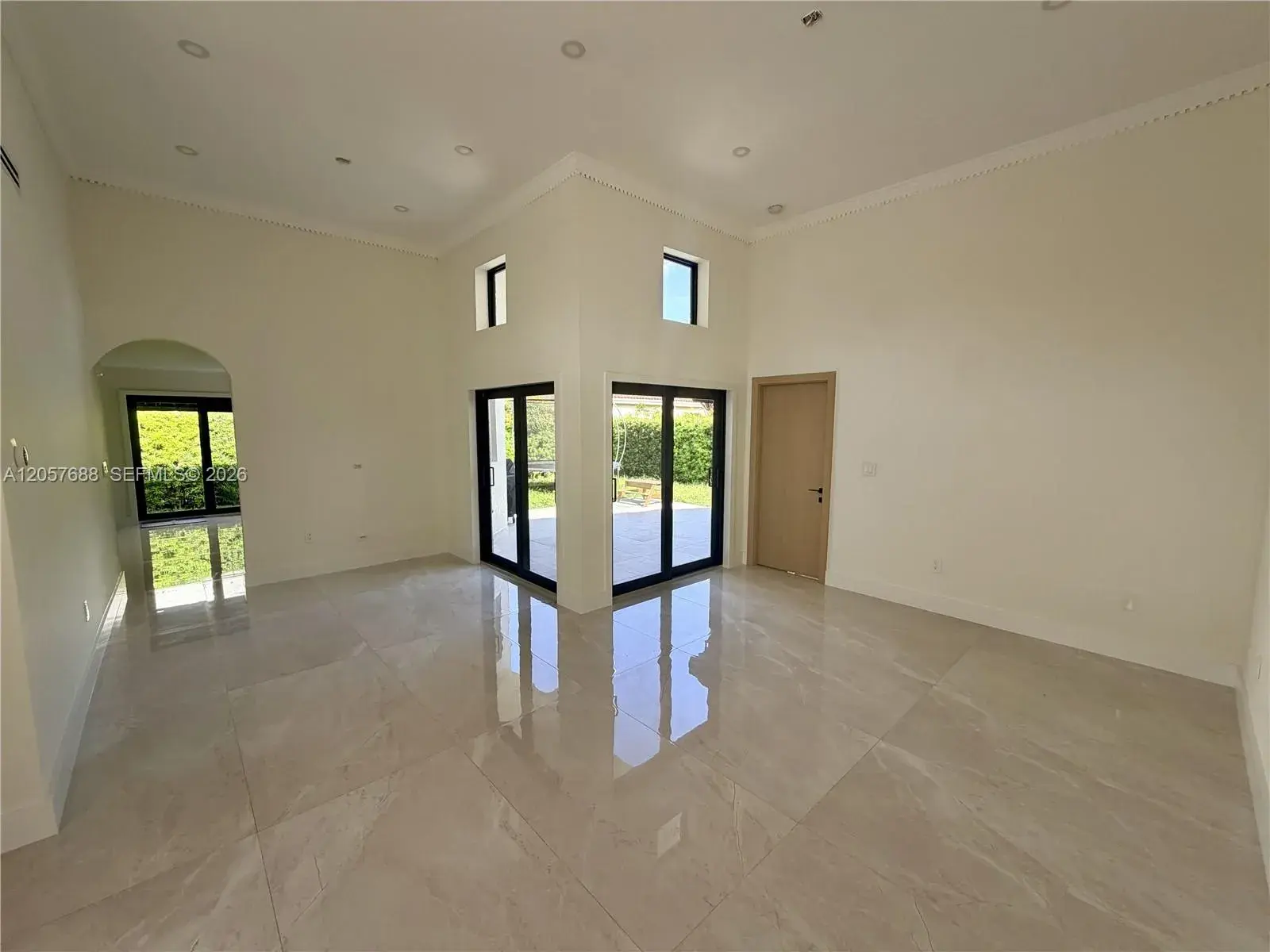 470 SW 88th Pl E, Miami FL 33174
