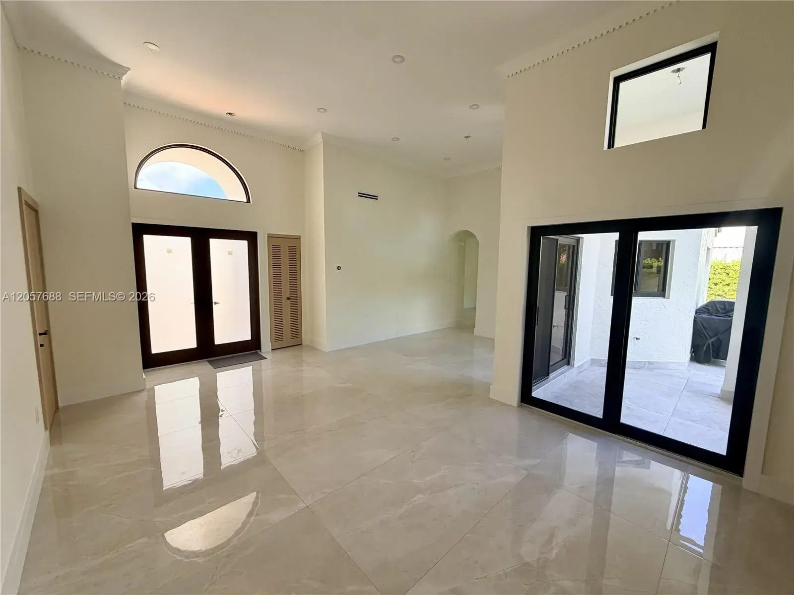 470 SW 88th Pl E, Miami FL 33174