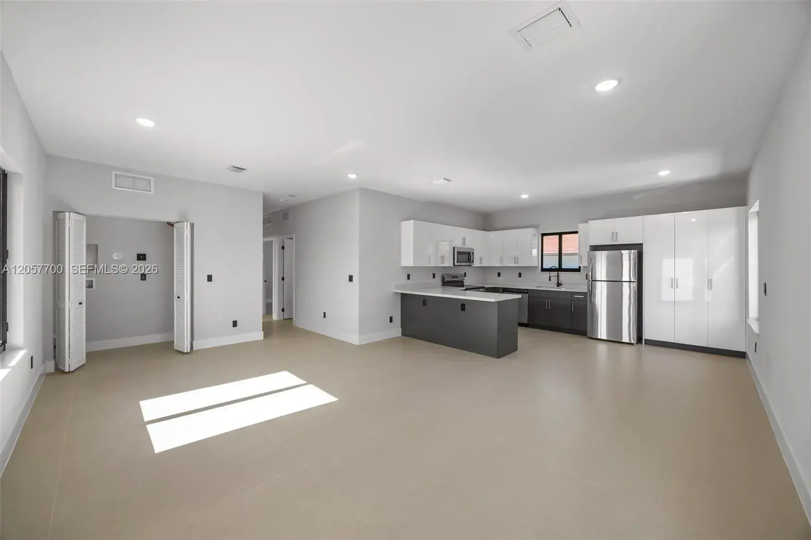 601 NW 3rd Ave # A, Hallandale Beach FL 33009