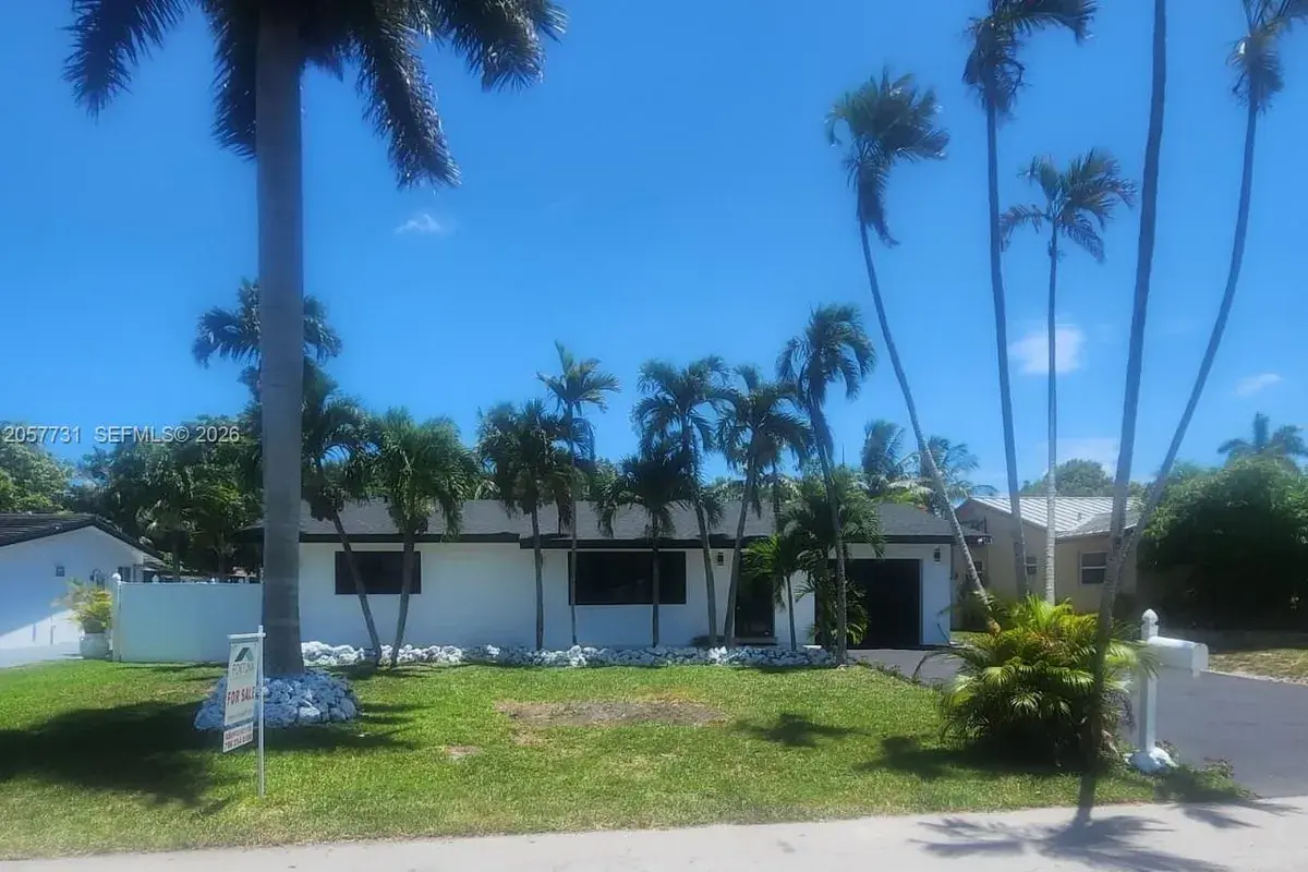1370 SW 32nd St, Fort Lauderdale FL 33315
