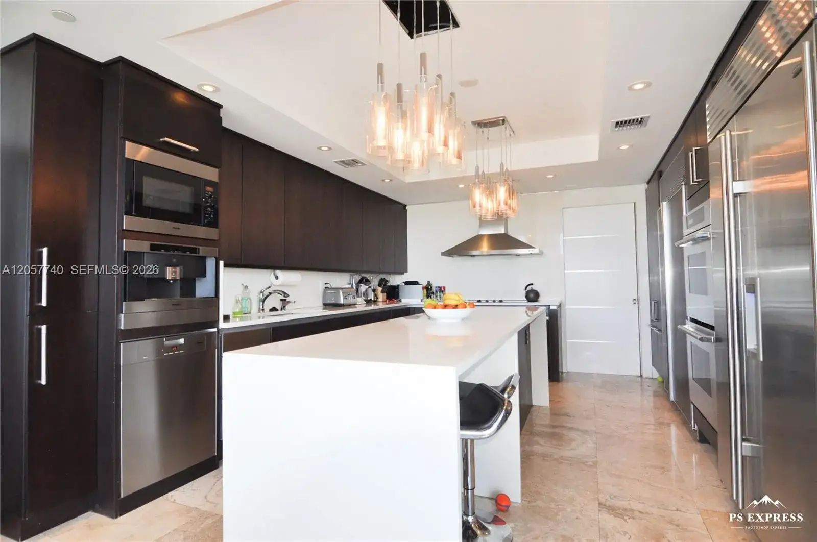430 Grand Bay Dr # 708, Key Biscayne FL 33149 photo 2