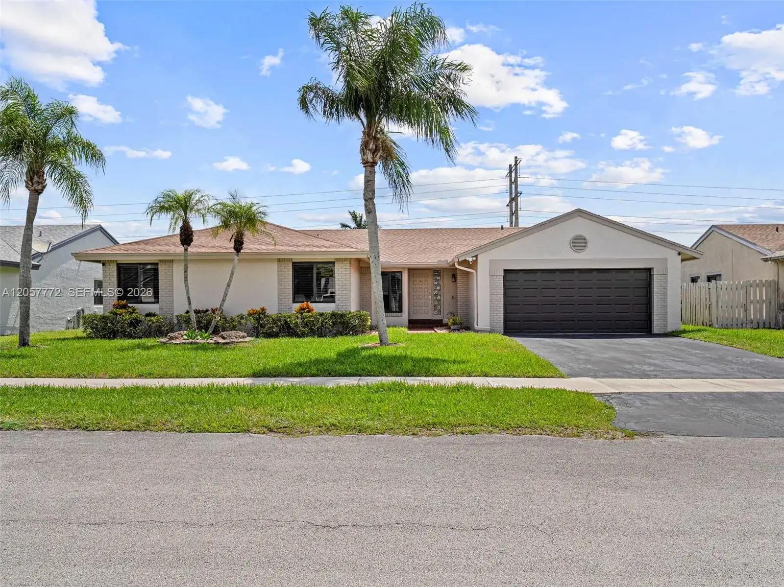 600 Fairfax Ave, Davie FL 33325 photo 2