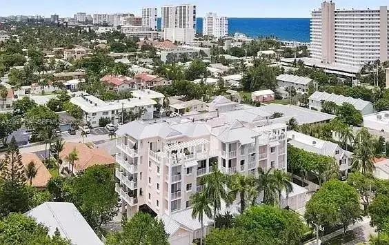 1931 NE 2nd St # 405, Deerfield Beach FL 33441 photo 2