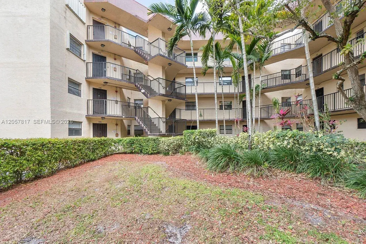 6655 W Broward Blvd # 200, Plantation FL 33317