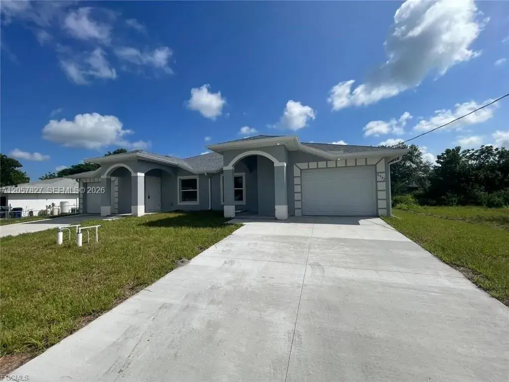 4532/4534 22ND ST SW, Lehigh Acres FL 33973