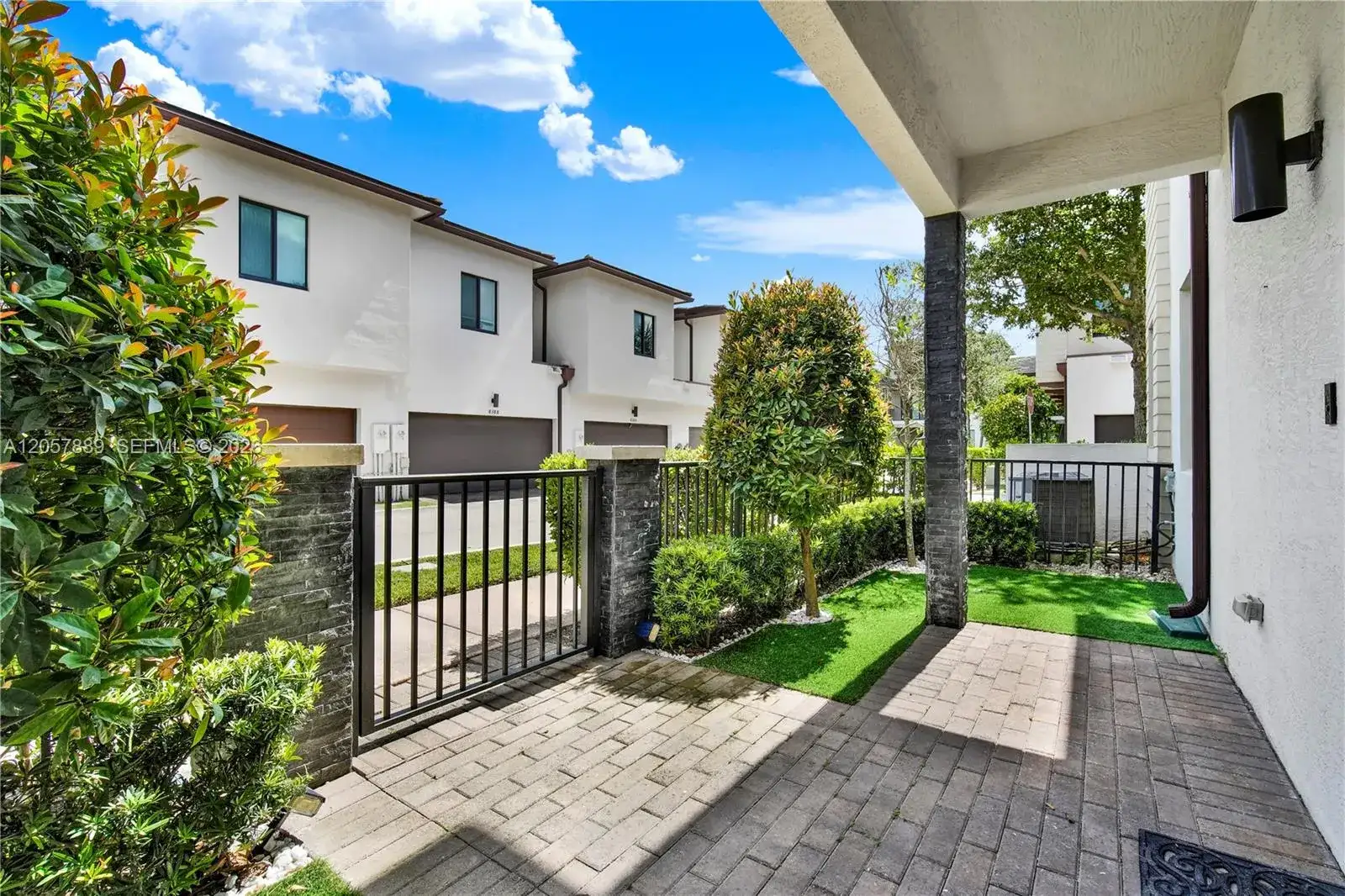 4971 NW 84th Ave, Doral FL 33166 photo 4