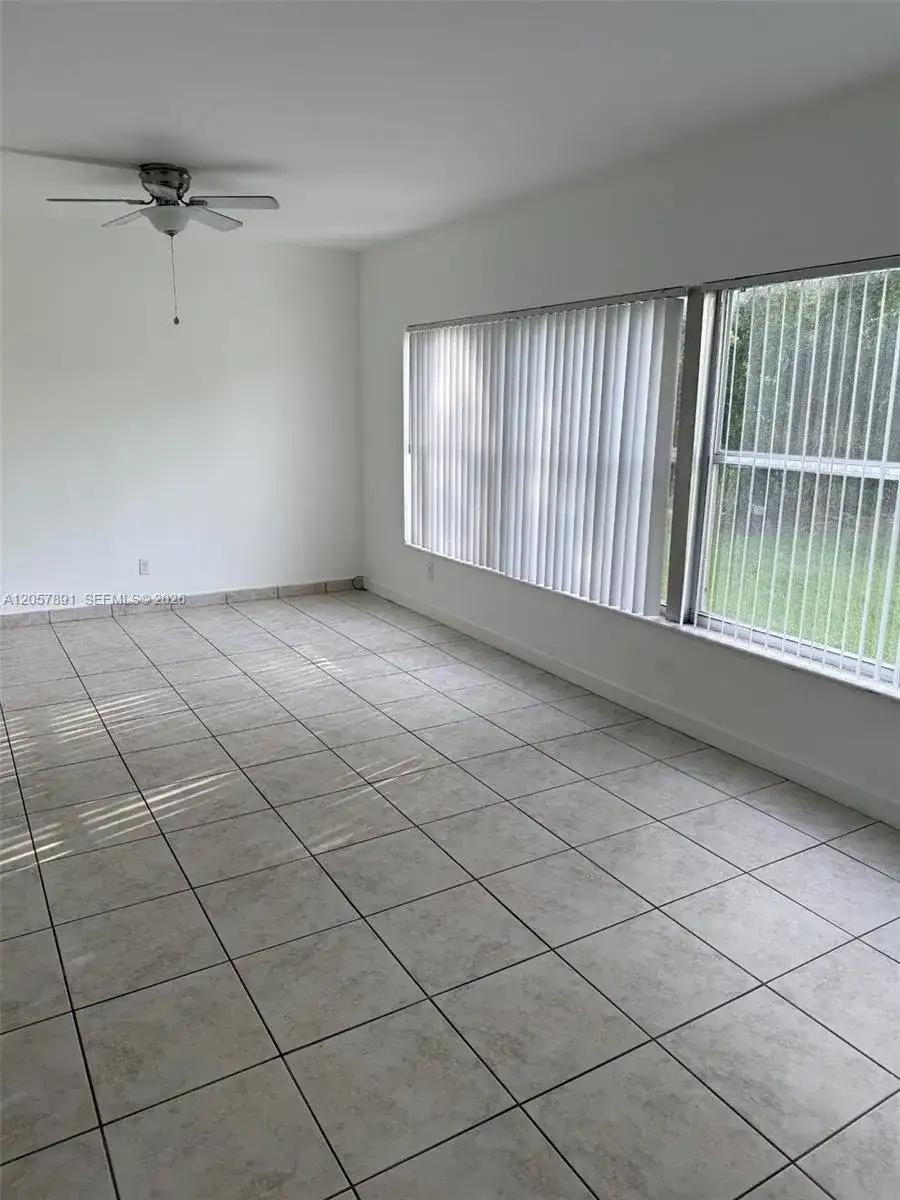 4855 University Dr # 4855, Coral Gables FL 33146 photo 3
