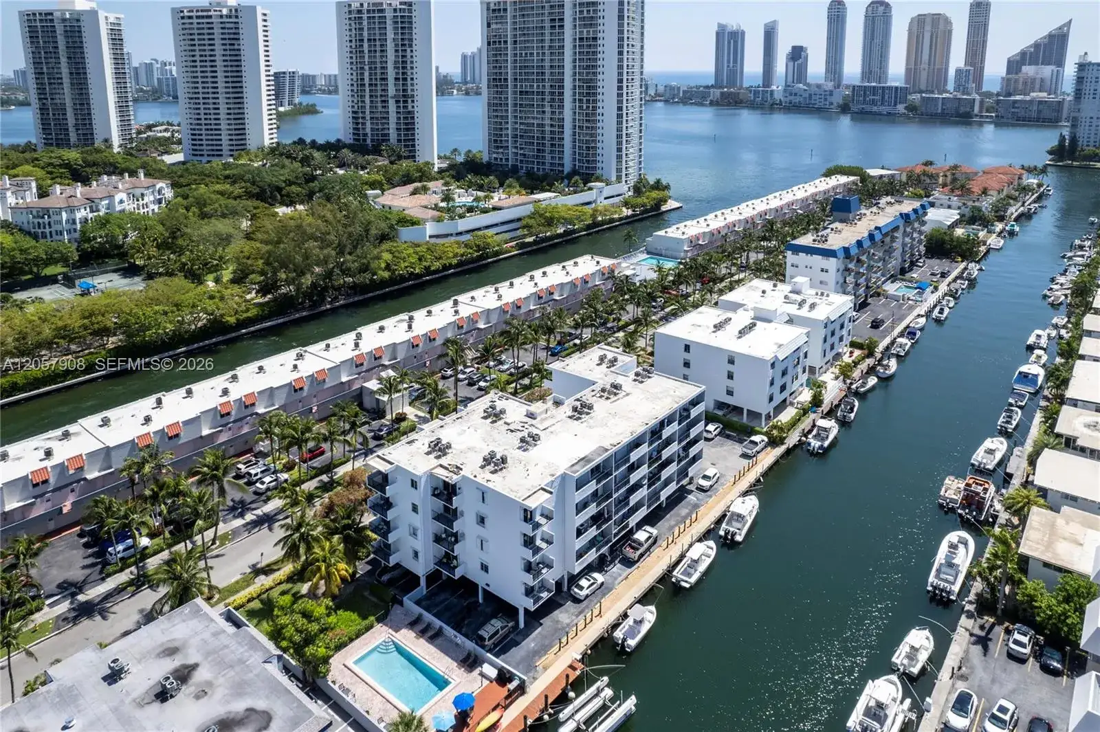 3642 NE 171st St # 305, North Miami Beach FL 33160