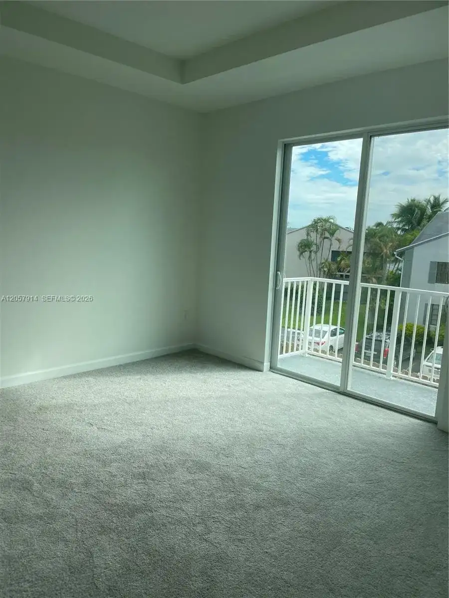 1351 SE 7th Ter, Homestead FL 33034 photo 2