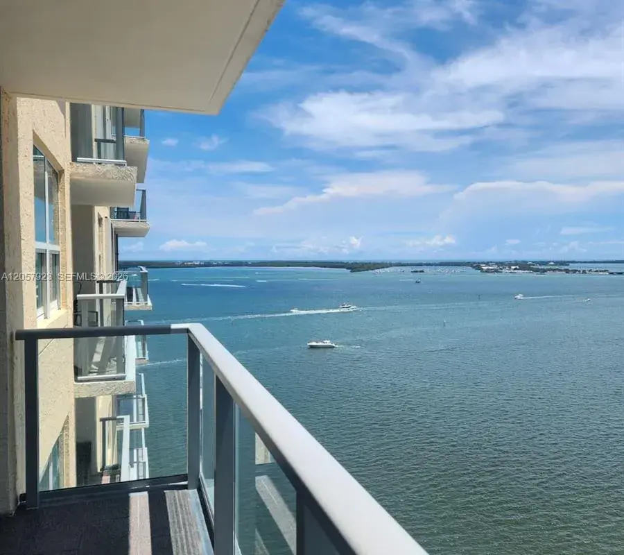 1155 Brickell Bay Dr # 1807, Miami FL 33131