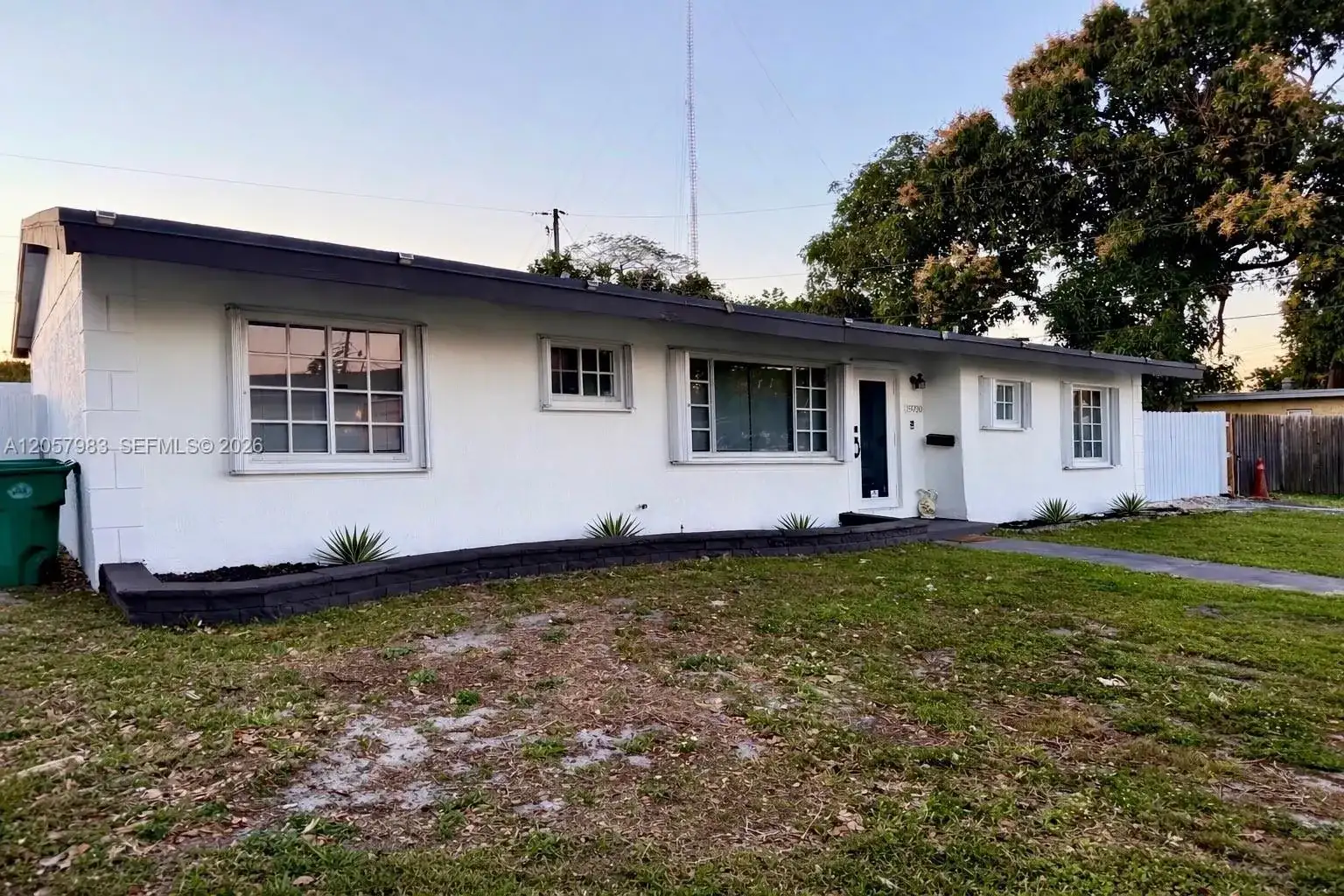 19730 NW 3rd Ct, Miami Gardens FL 33169 photo 3