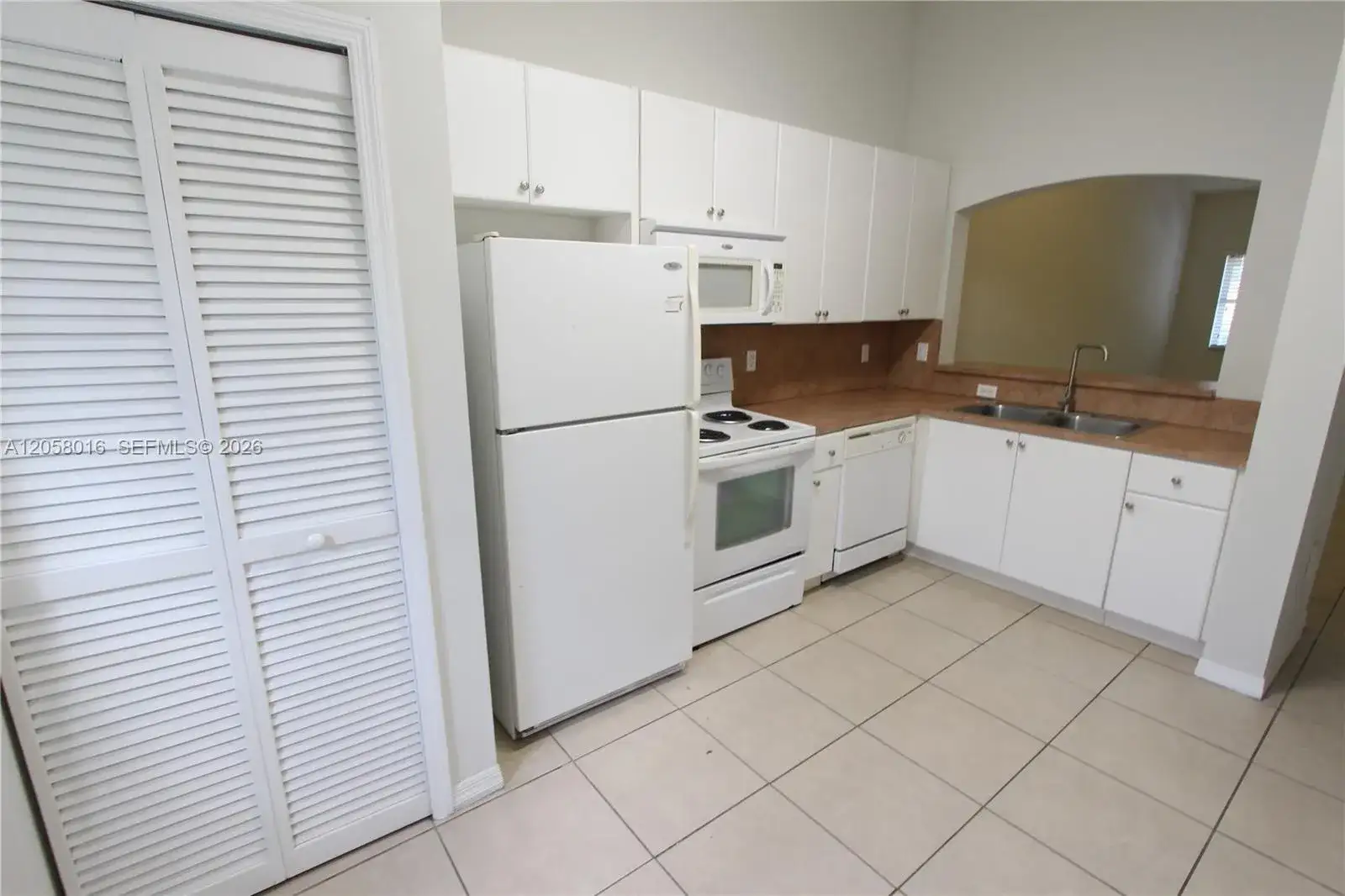 22831 SW 88th Pl # 303, Cutler Bay FL 33190 photo 4