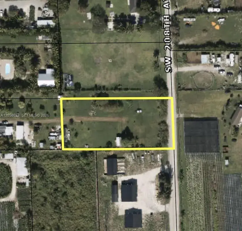 166550 SW 209 St, Miami FL 33187