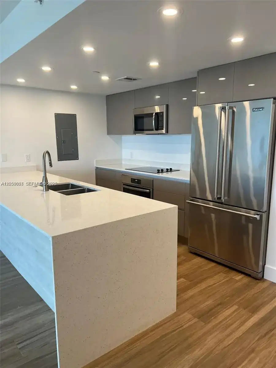 13800 Highland Dr # 502, North Miami Beach FL 33181
