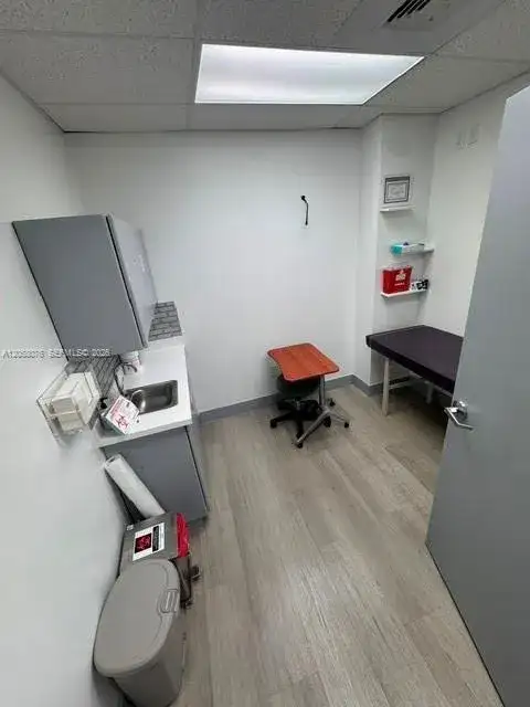 12600 Pembroke Rd # 302, Miramar FL 33027 photo 2