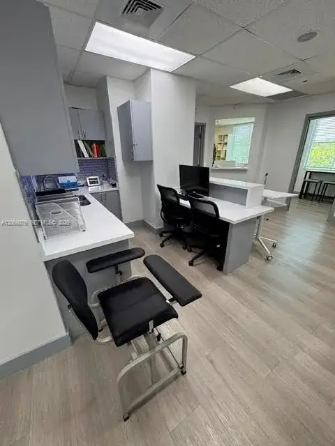 12600 Pembroke Rd # 302, Miramar FL 33027 photo 3