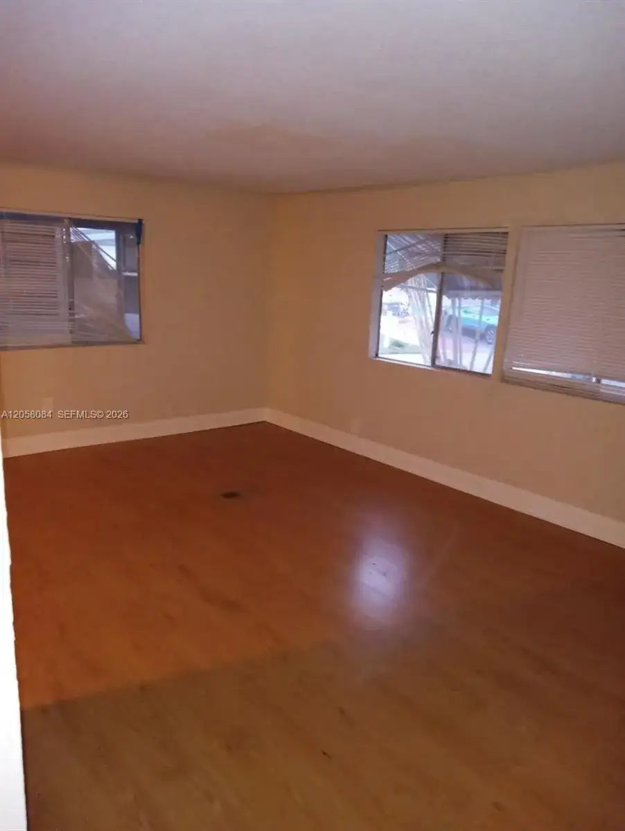 7323 N 44th Ter N, Riviera Beach FL 33404 photo 4