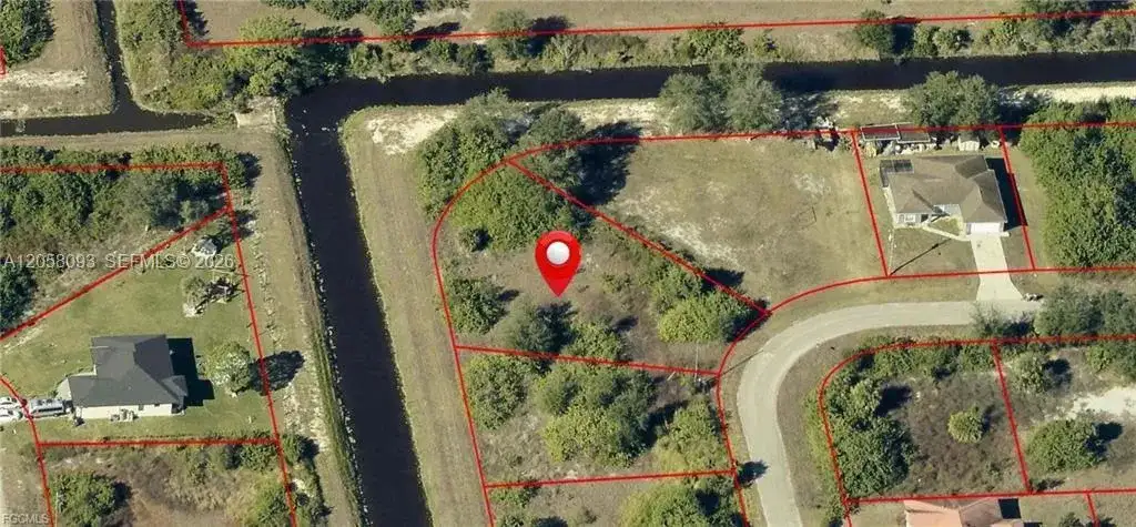 608 Chemstrand st E, Other City - In The State Of Florida FL 33974 photo 2