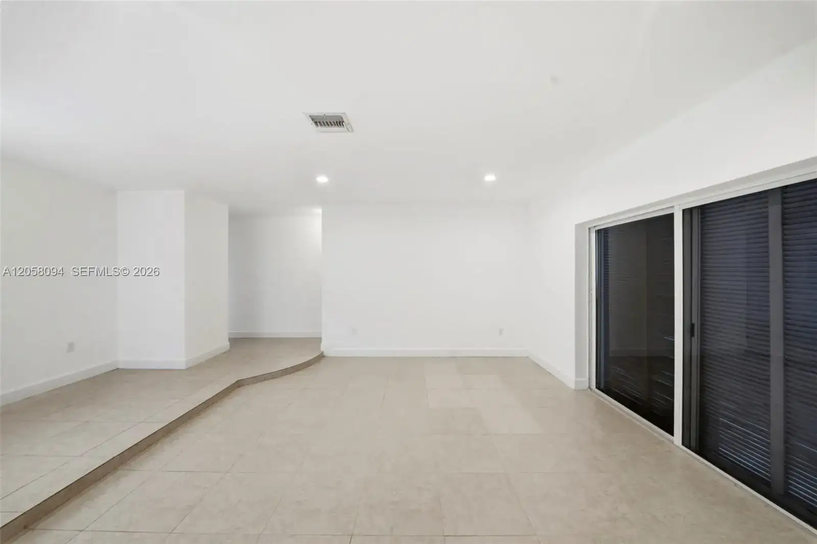 20 NE 210th St, Miami Gardens FL 33179 photo 4