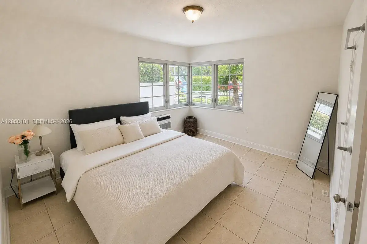 951 Jefferson Ave # 2, Miami Beach FL 33139