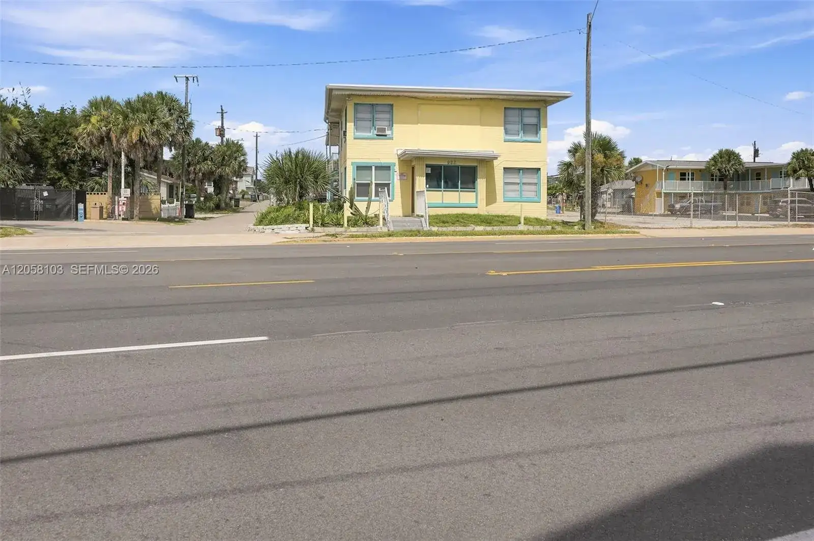 922 S Atlantic, Daytona FL 32118 photo 2
