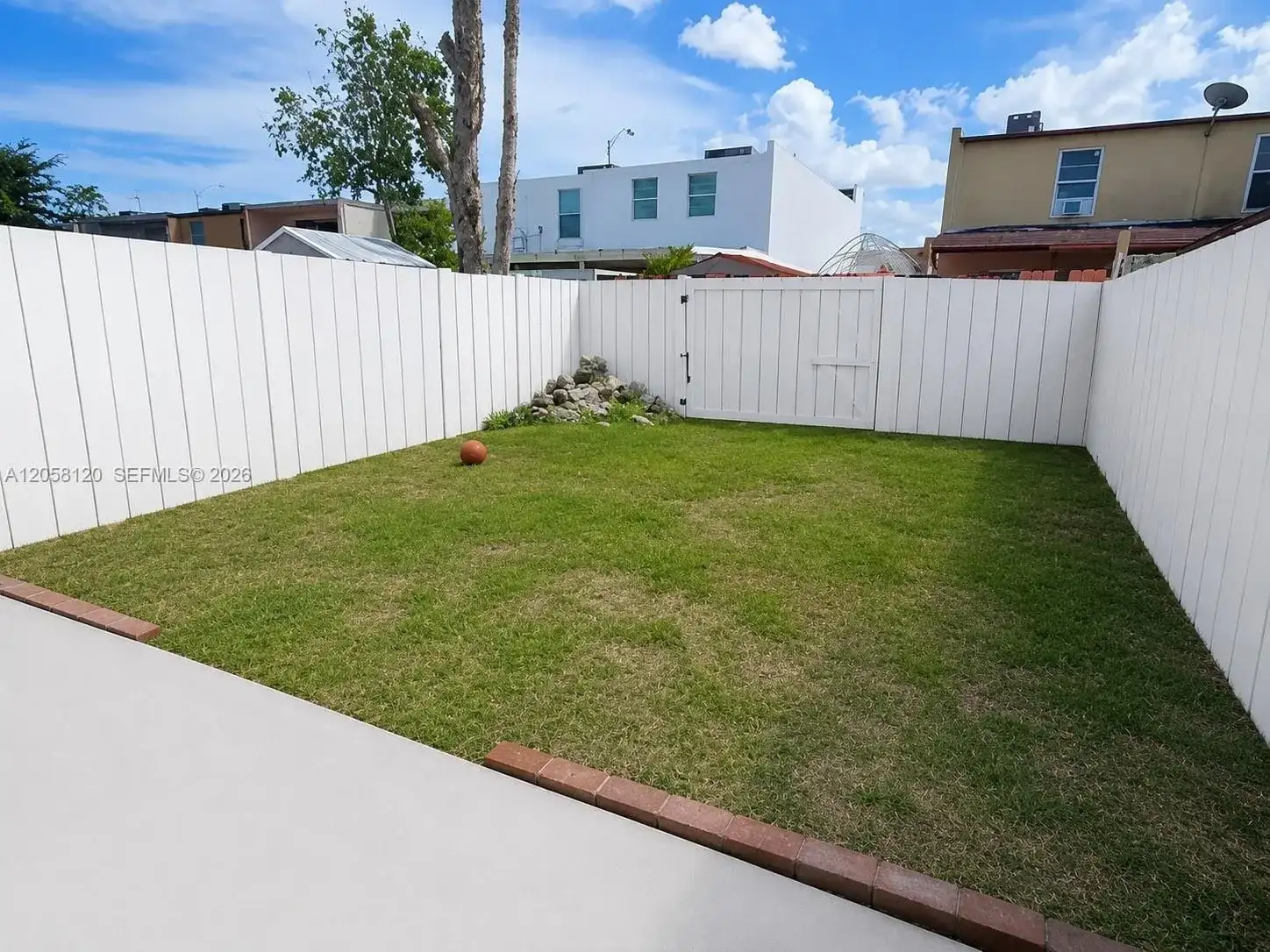 932 W 80th Pl # 0, Hialeah FL 33014 photo 3
