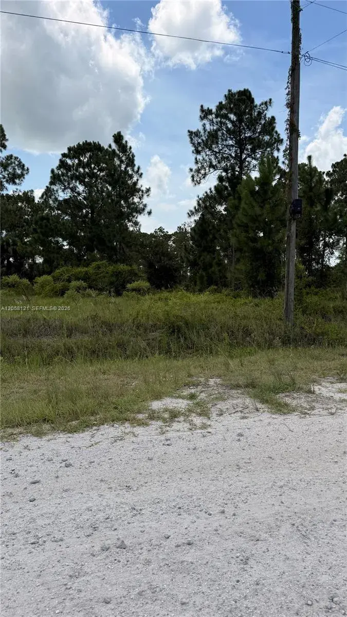 215 N Kennel St, Clewiston FL 33440