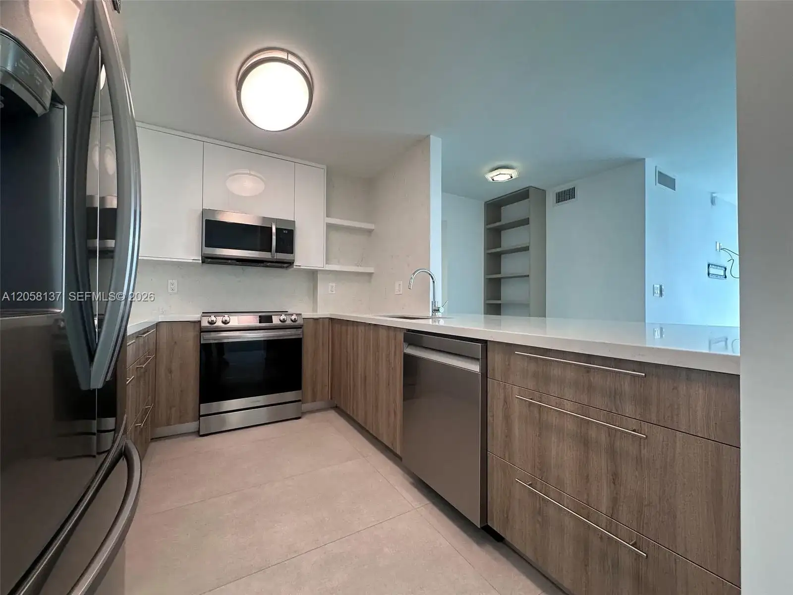 100 Bayview Dr # 317, Sunny Isles Beach FL 33160 photo 2