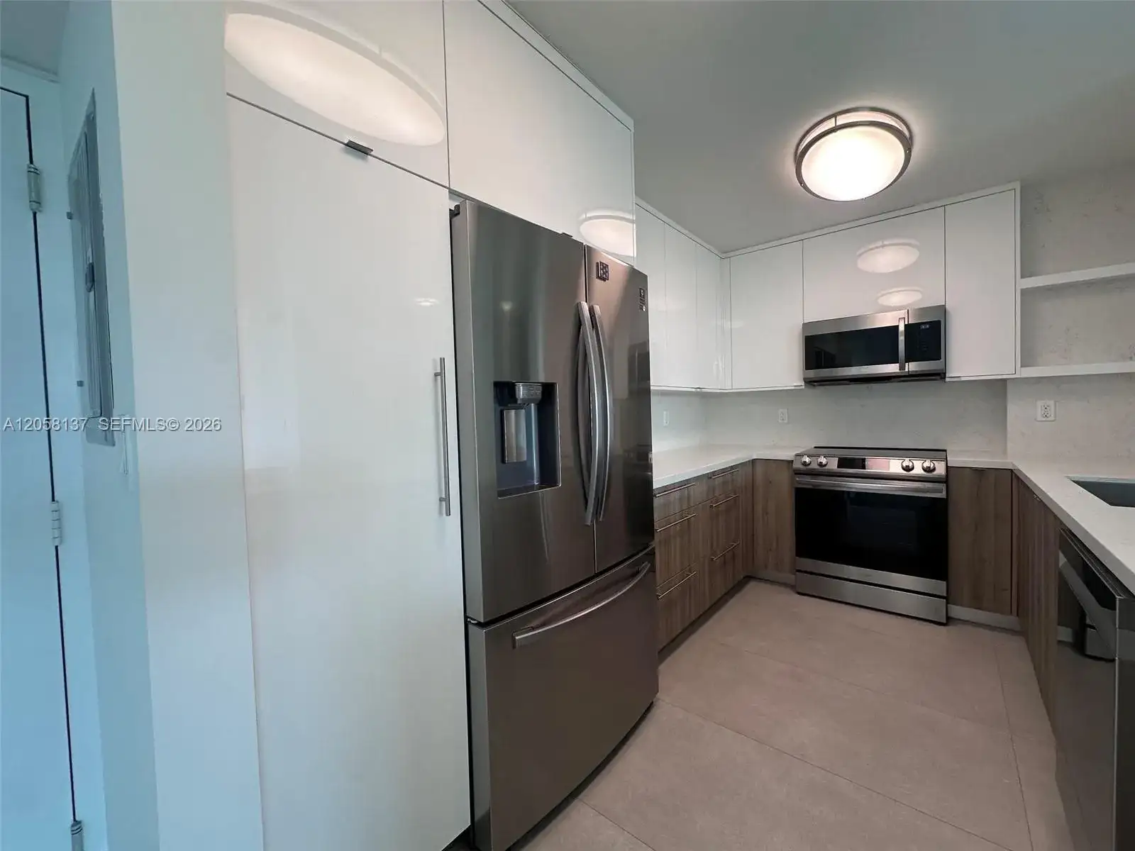100 Bayview Dr # 317, Sunny Isles Beach FL 33160 photo 4