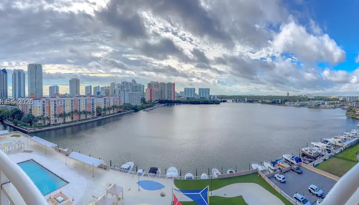 250 174th St # 2102, Sunny Isles Beach FL 33160