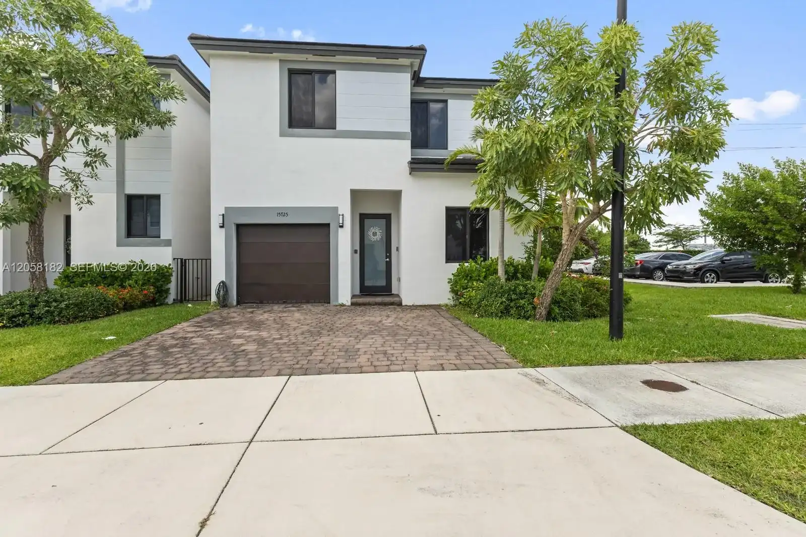 15725 SW 136th Ter, Miami FL 33196
