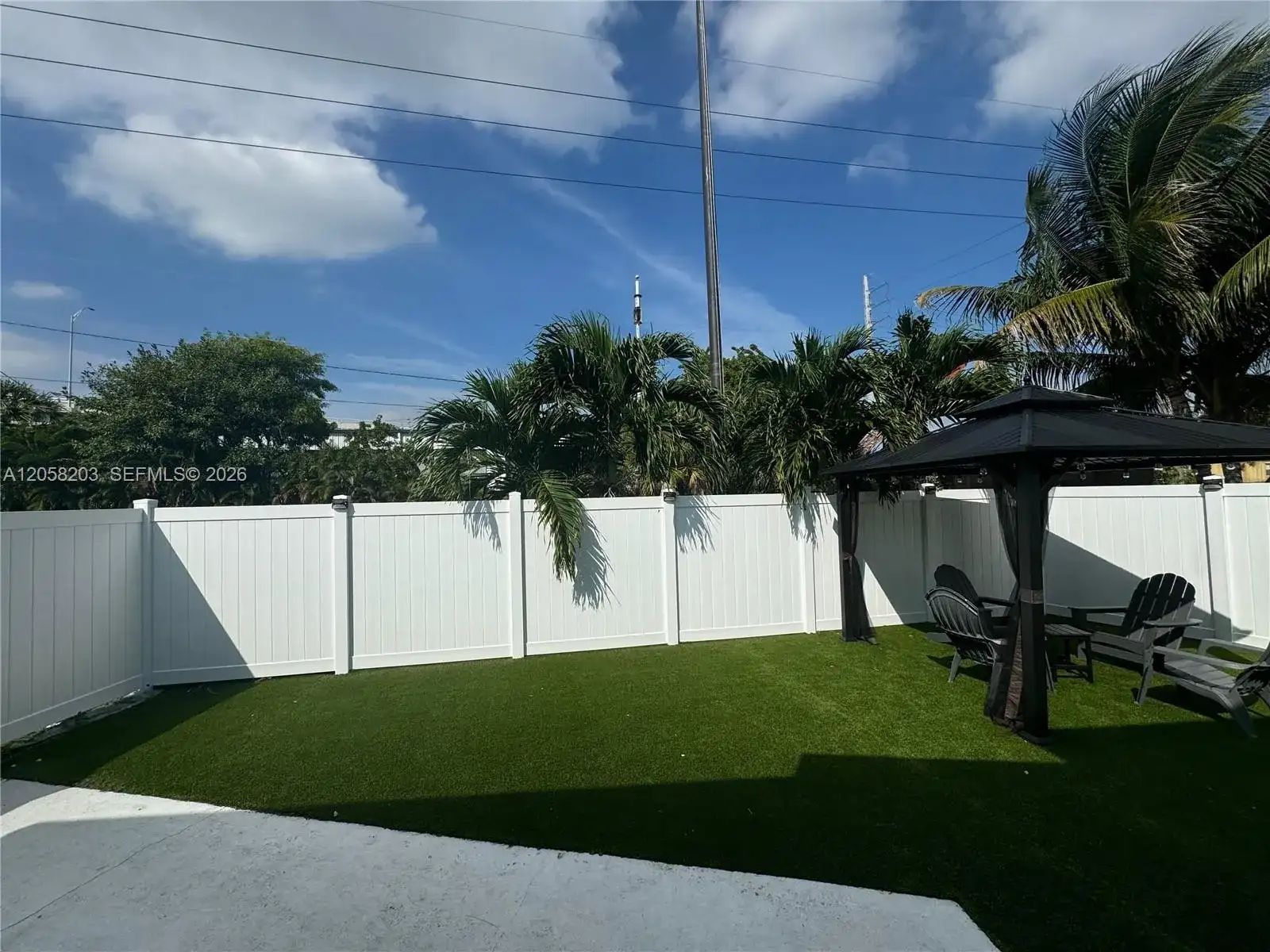 1904 SW 28th St, Fort Lauderdale FL 33315 photo 2