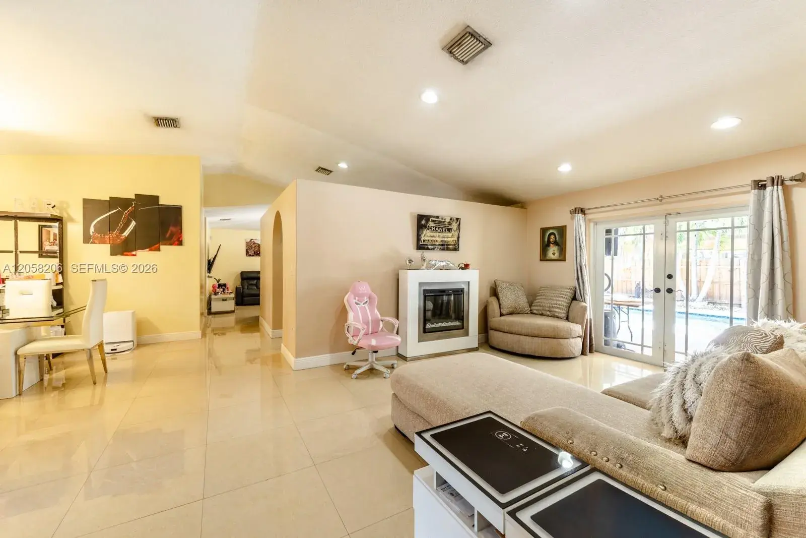 15233 SW 141st St, Miami FL 33196