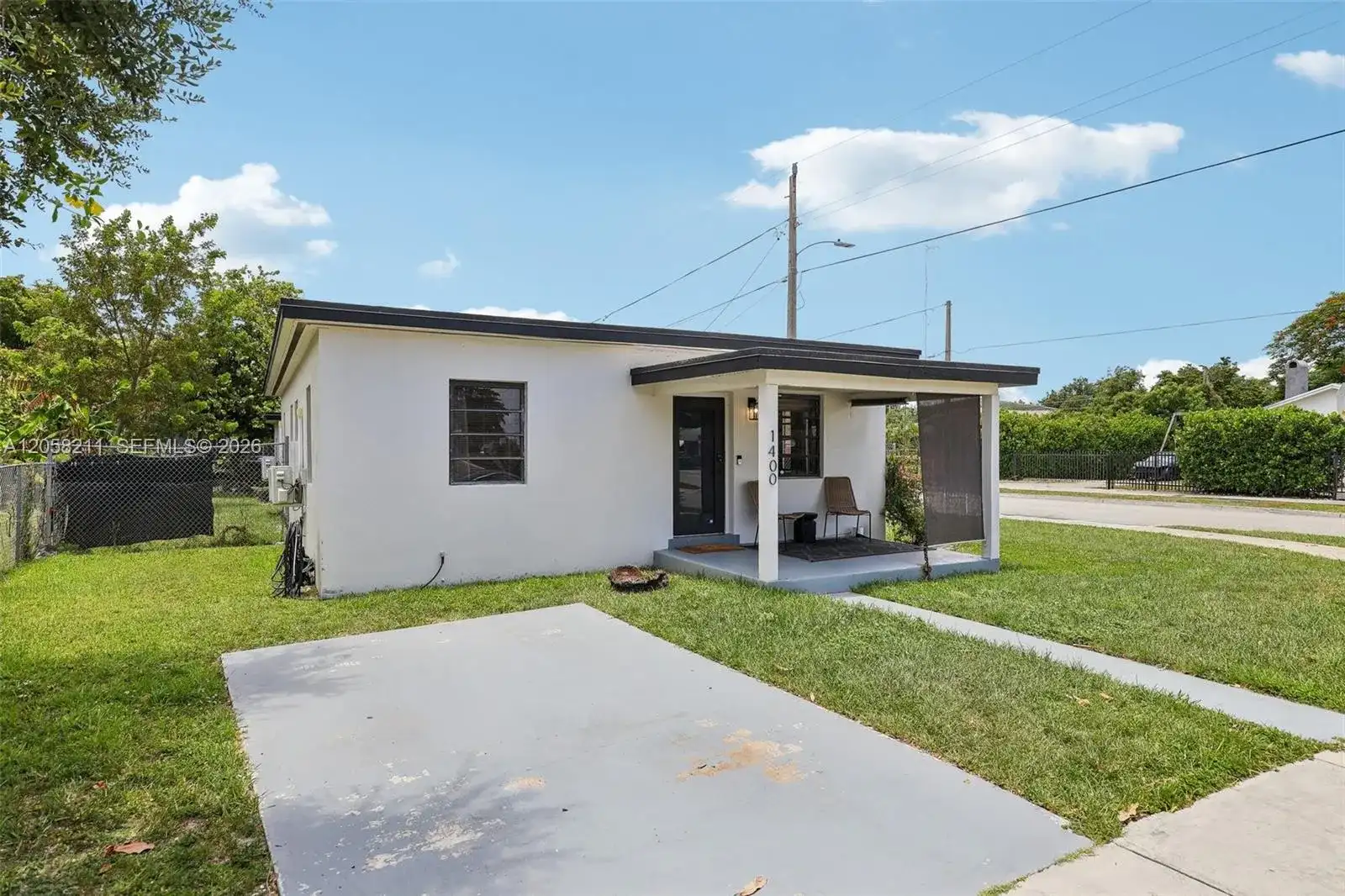 1400 NW 55th St, Miami FL 33142