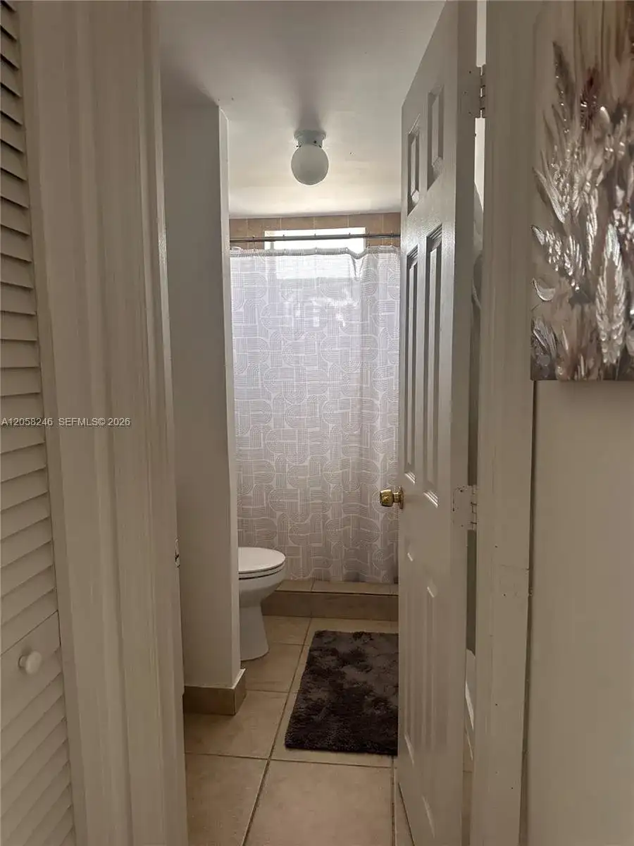 1100 NE 1st Ct # 103, Hallandale Beach FL 33009 photo 5